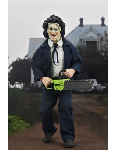 Texas Chainsaw Massacre Clothed...