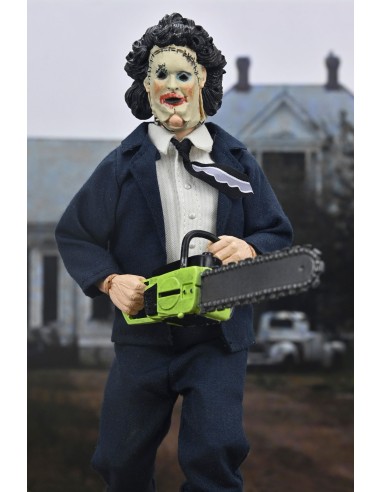 Texas Chainsaw Massacre Clothed...