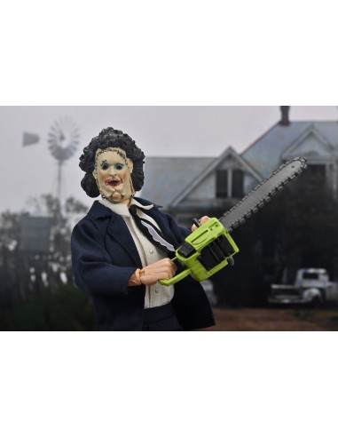 Texas Chainsaw Massacre Clothed...