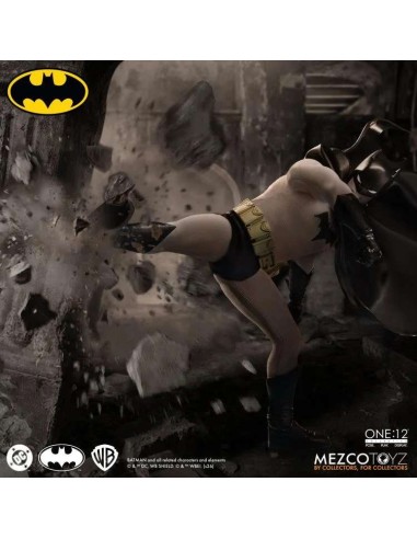 Mezco Toys Batman Tear One Collective...