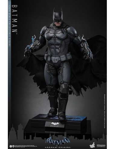 Hot Toys Batman Arkham Origins...