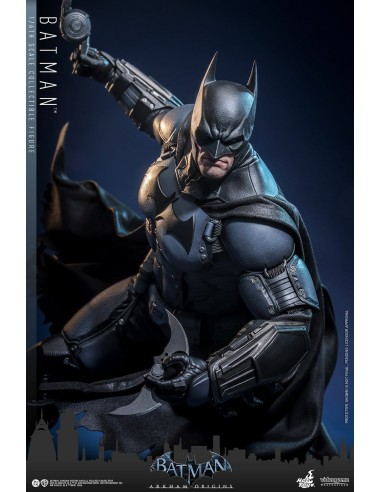 Hot Toys Batman Arkham Origins...