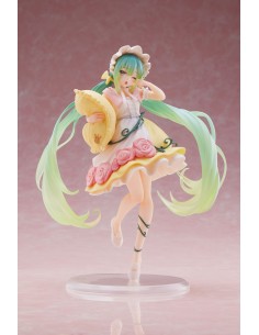 Taito Hatsune Miku...