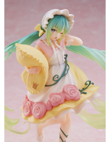 Taito Hatsune Miku Wonderland Figure...