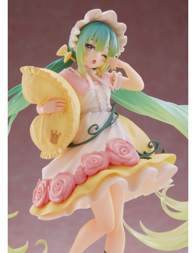 Taito Hatsune Miku Wonderland Figure...