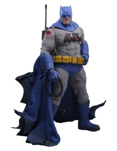 Hot Toys Batman The Dark...