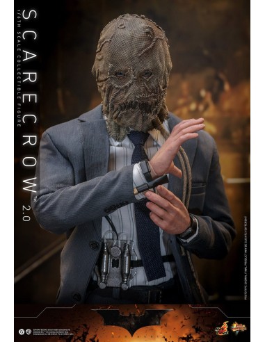 Hot Toys Batman Begins Movie...