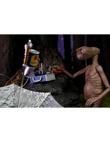 Neca The Extra Terrestrial E.T. Neca The Extra Terrestrial E.T.