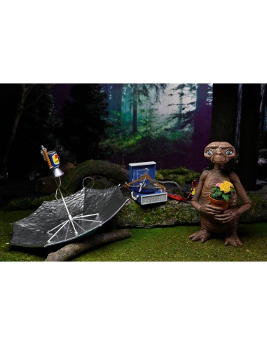 Neca The Extra Terrestrial E.T. Neca The Extra Terrestrial E.T.