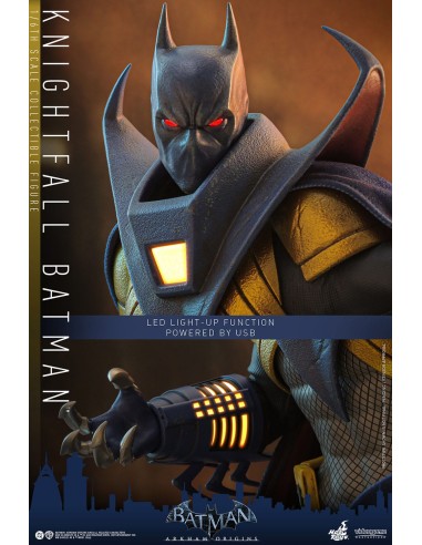 Hot Toys Batman Arkham Origins...