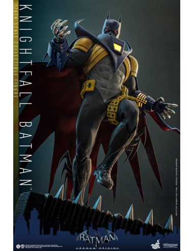 Hot Toys Batman Arkham Origins...