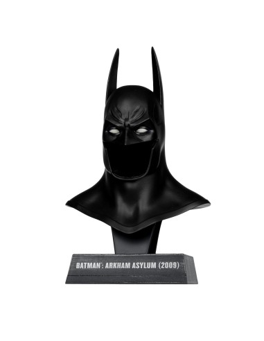 McFarlane Batman Arkham Asylum DC... McFarlane Batman Arkham Asylum DC...