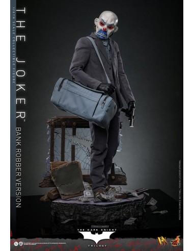 Hot Toys The Dark Knight DX 1/6 The... Hot Toys The Dark Knight DX 1/6 The...