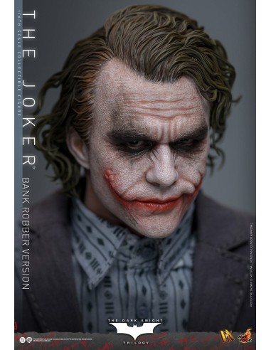 Hot Toys The Dark Knight DX 1/6 The... Hot Toys The Dark Knight DX 1/6 The...