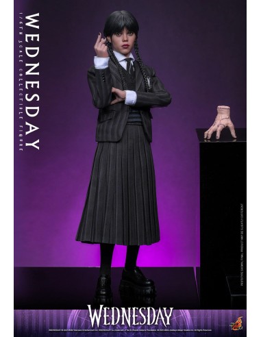 Hot Toys Wednesday 1/6 Scale...